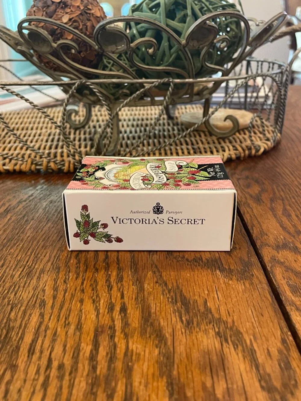 Vintage Victoria's Secret Raspberry Glycerine Bar Soap 4.4oz (125g)